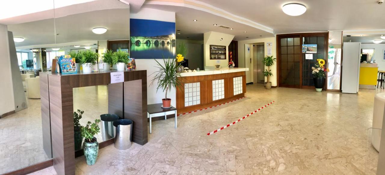Hotel Naica Ρίμινι Εξωτερικό φωτογραφία