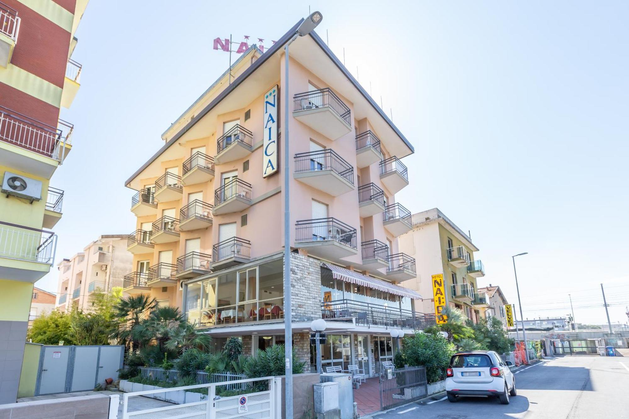 Hotel Naica Ρίμινι Εξωτερικό φωτογραφία