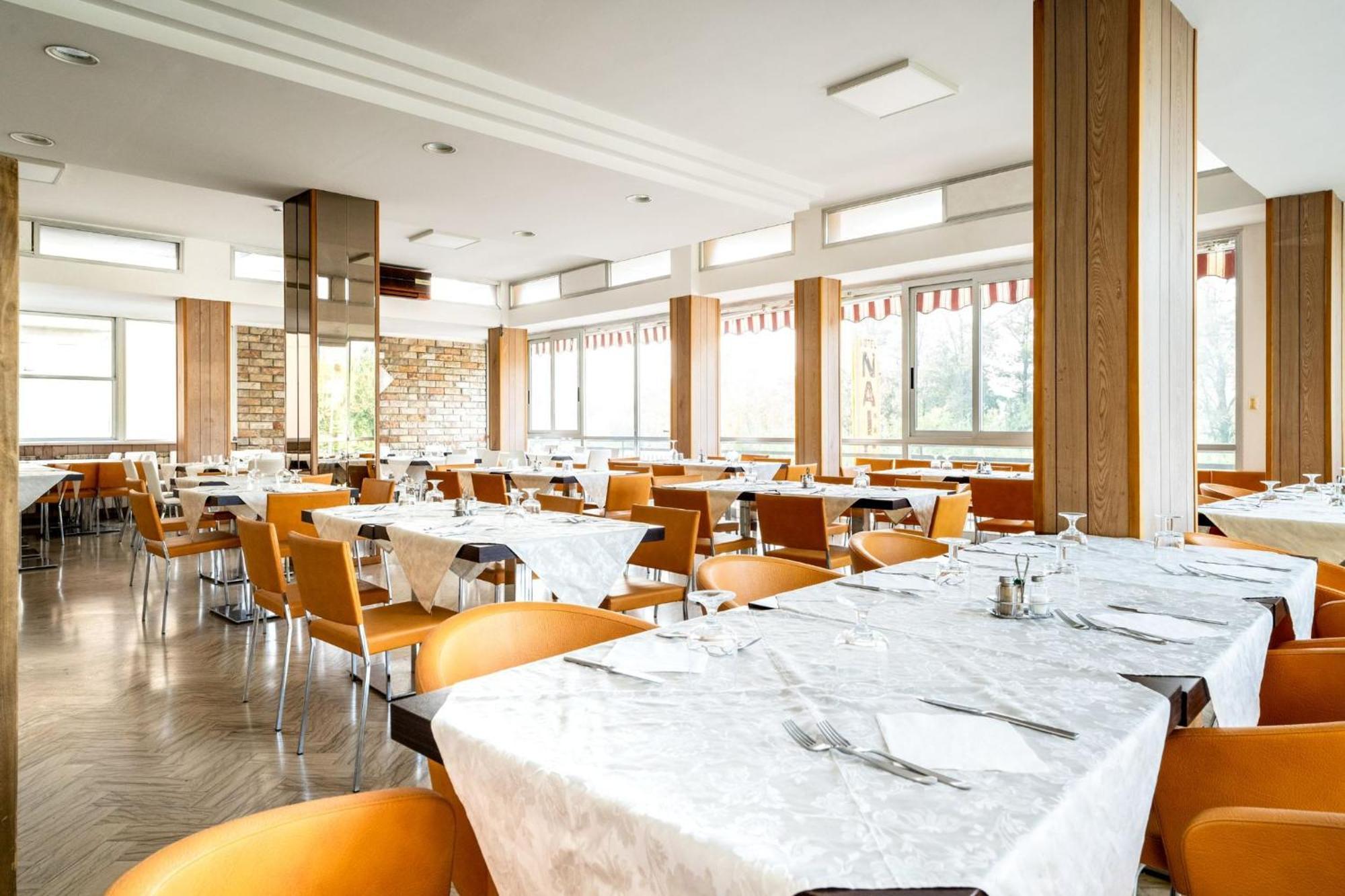 Hotel Naica Ρίμινι Εξωτερικό φωτογραφία